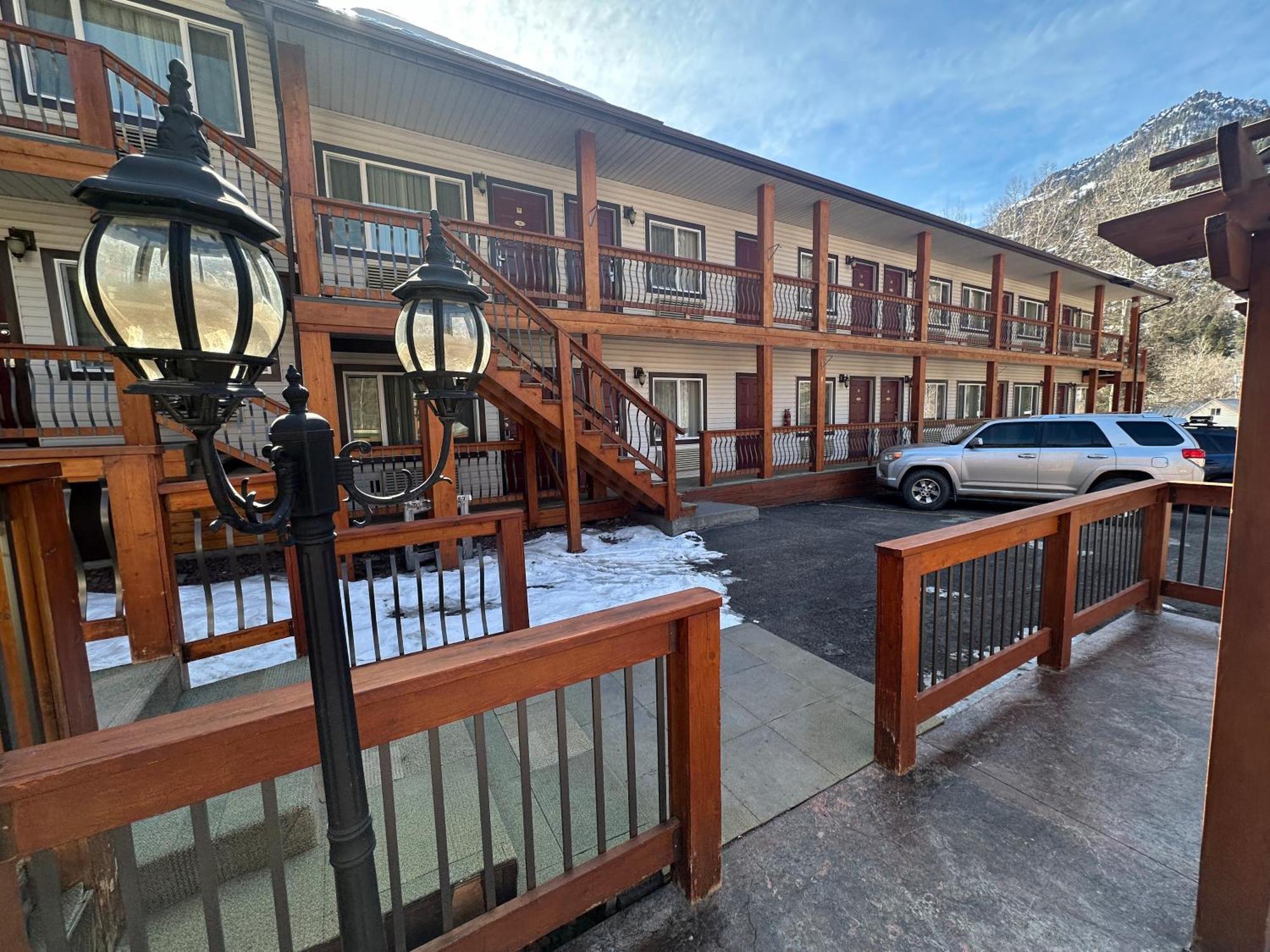 Matterhorn Inn أوراي المظهر الخارجي الصورة