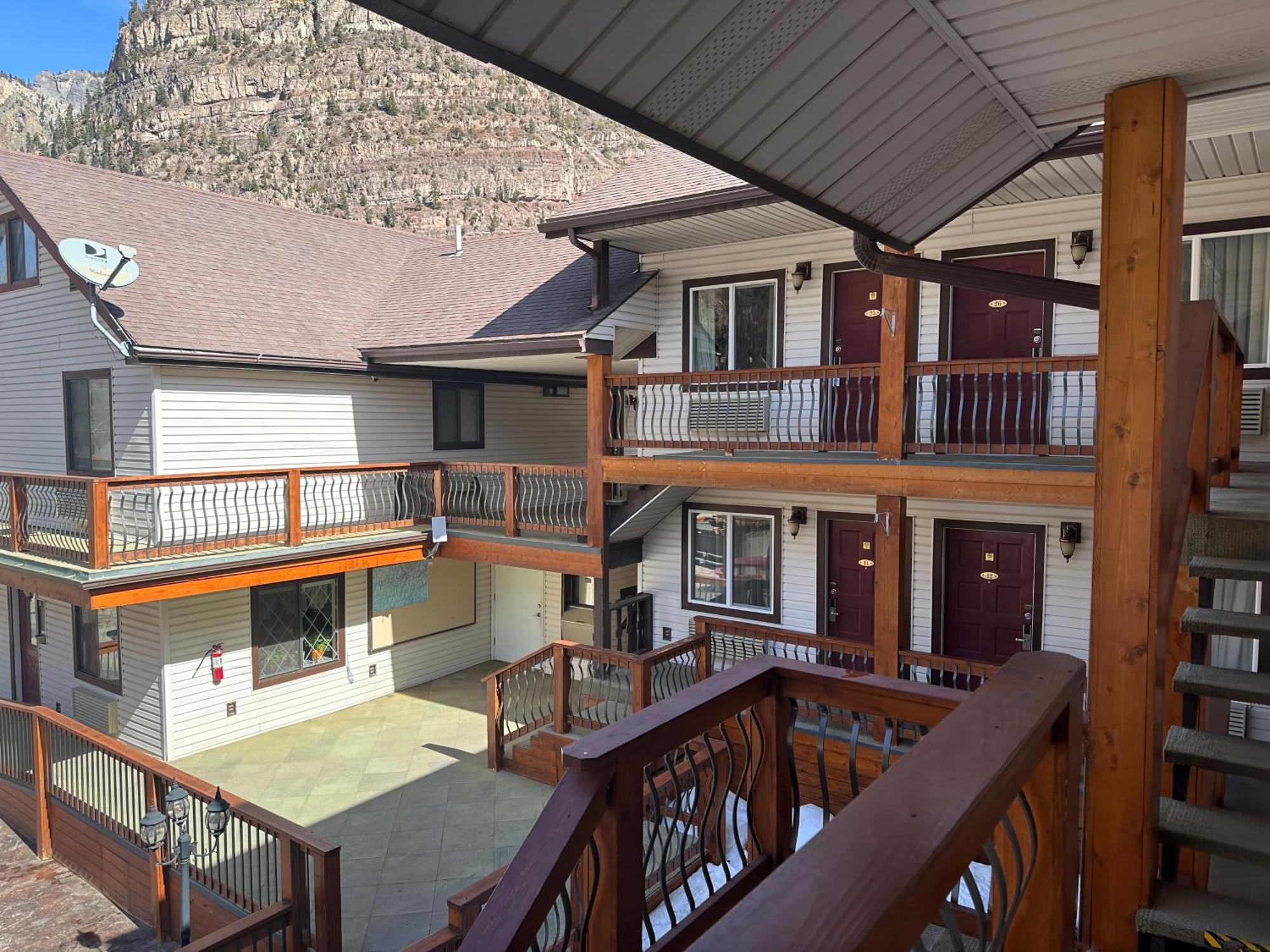 Matterhorn Inn أوراي المظهر الخارجي الصورة
