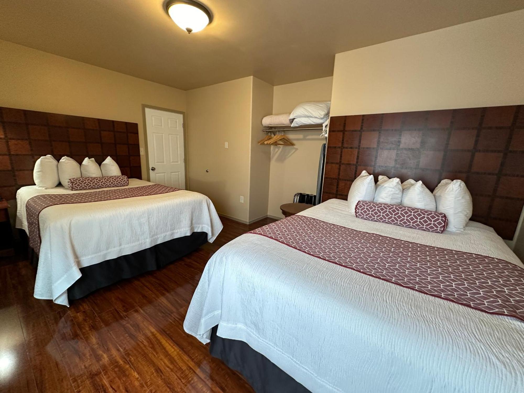 Matterhorn Inn أوراي الغرفة الصورة